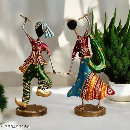 Iron Dancing couple Playing Garba Dandiya Set Of Two Showpiece